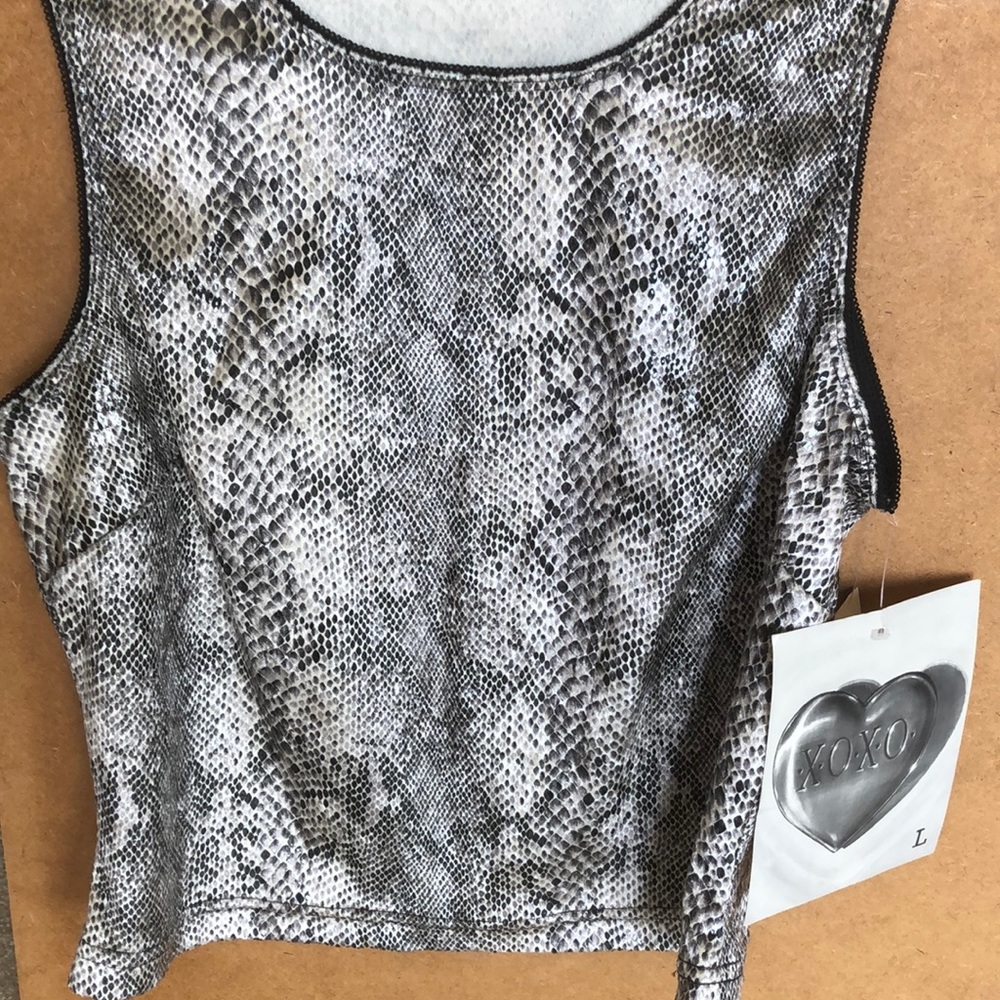 Animal print top Size L